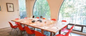 In-room dining - Hotel San Jose (Austin)