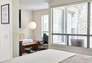 Suite - Hotel San Jose (Austin)