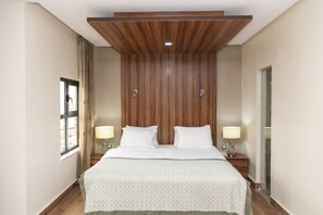 Tempur-Pedic beds, minibar, in-room safe, blackout curtains - Hawthorn Suites By Wyndham Abuja (Abuja)