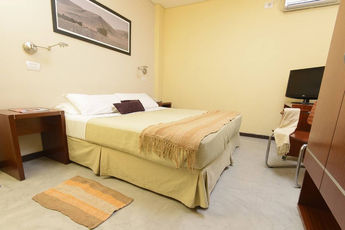 In-room safe, desk, cribs (free), WiFi (free)