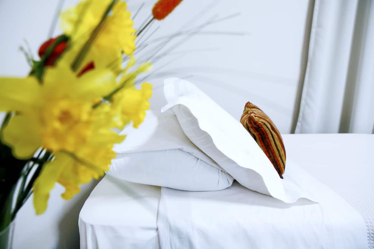 Premium Double Room, Tower | Peti besi dalam bilik, meja, katil bayi/kot (percuma), Wi-fi percuma