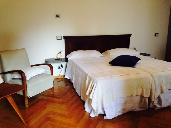 Standard Double or Twin Room, 1 Double or 2 Single Beds