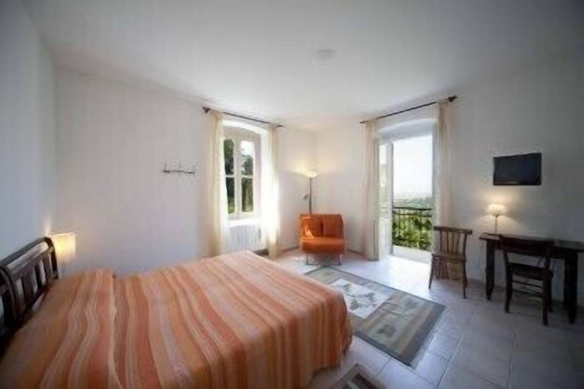 Panoramic Double or Twin Room, Valley View | Seterika/papan seterika, katil bayi/kot (percuma)