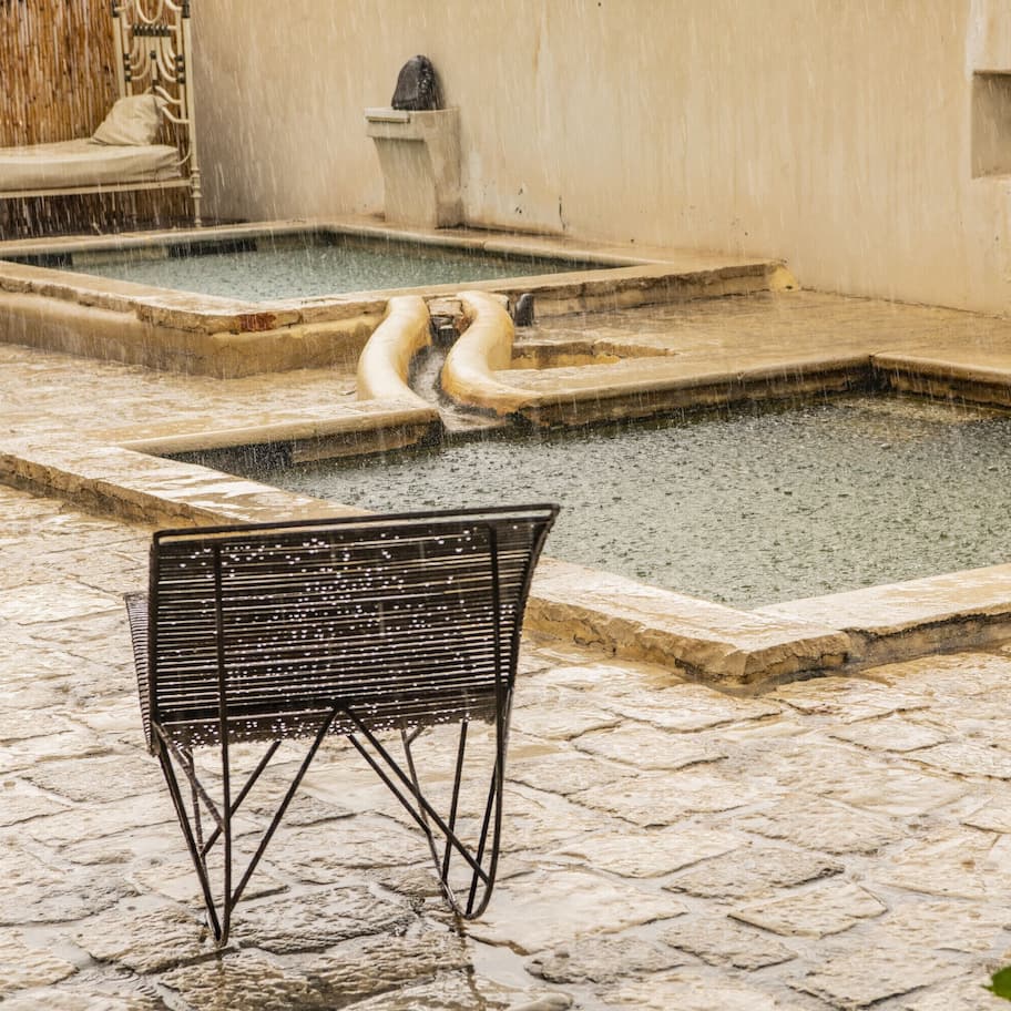 Couples treatment rooms, hot tub, steam room, hot springs, Turkish bath