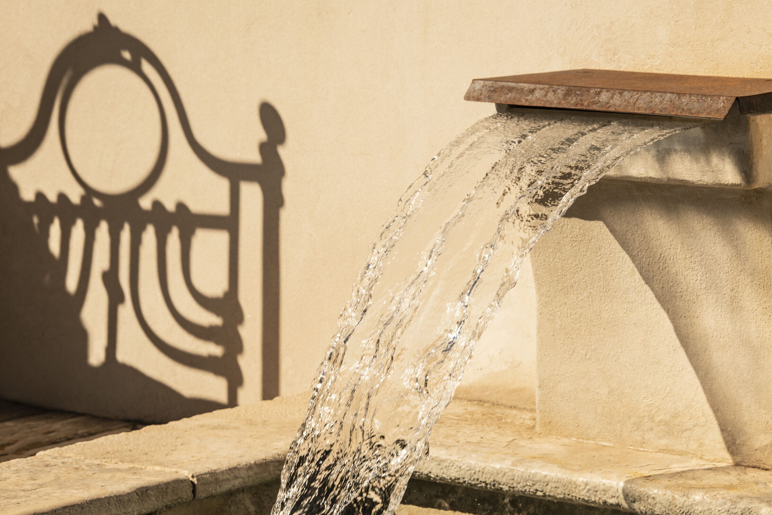 couples treatment room(s), hot tub, steam room