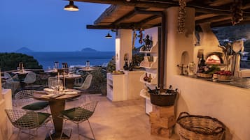 2 Restaurants, Frühstück, Mittagessen, Abendessen, mediterrane Küche