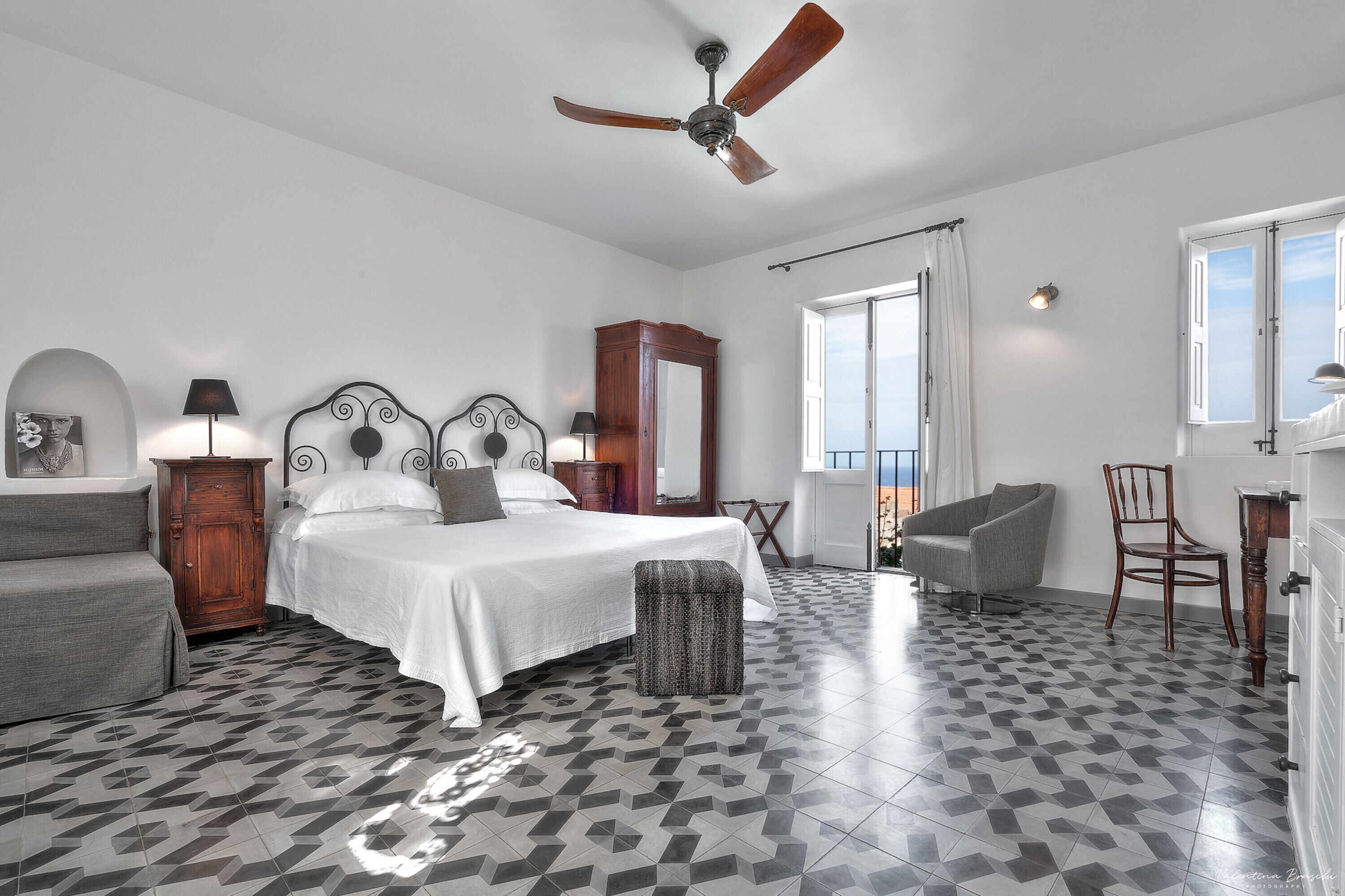 Deluxe Double Room | Premium bedding, down comforters, pillowtop beds, minibar