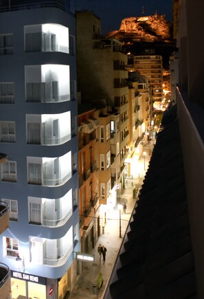 Front of property - Hotel San Remo (Alicante)