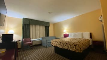 Quarto, 1 cama Queen, para não fumantes | Escrivaninha, ferros/tábuas de passar roupa, Wi-Fi de cortesia