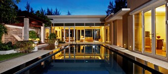 Splash Beach Resort, Maikhao Phuket