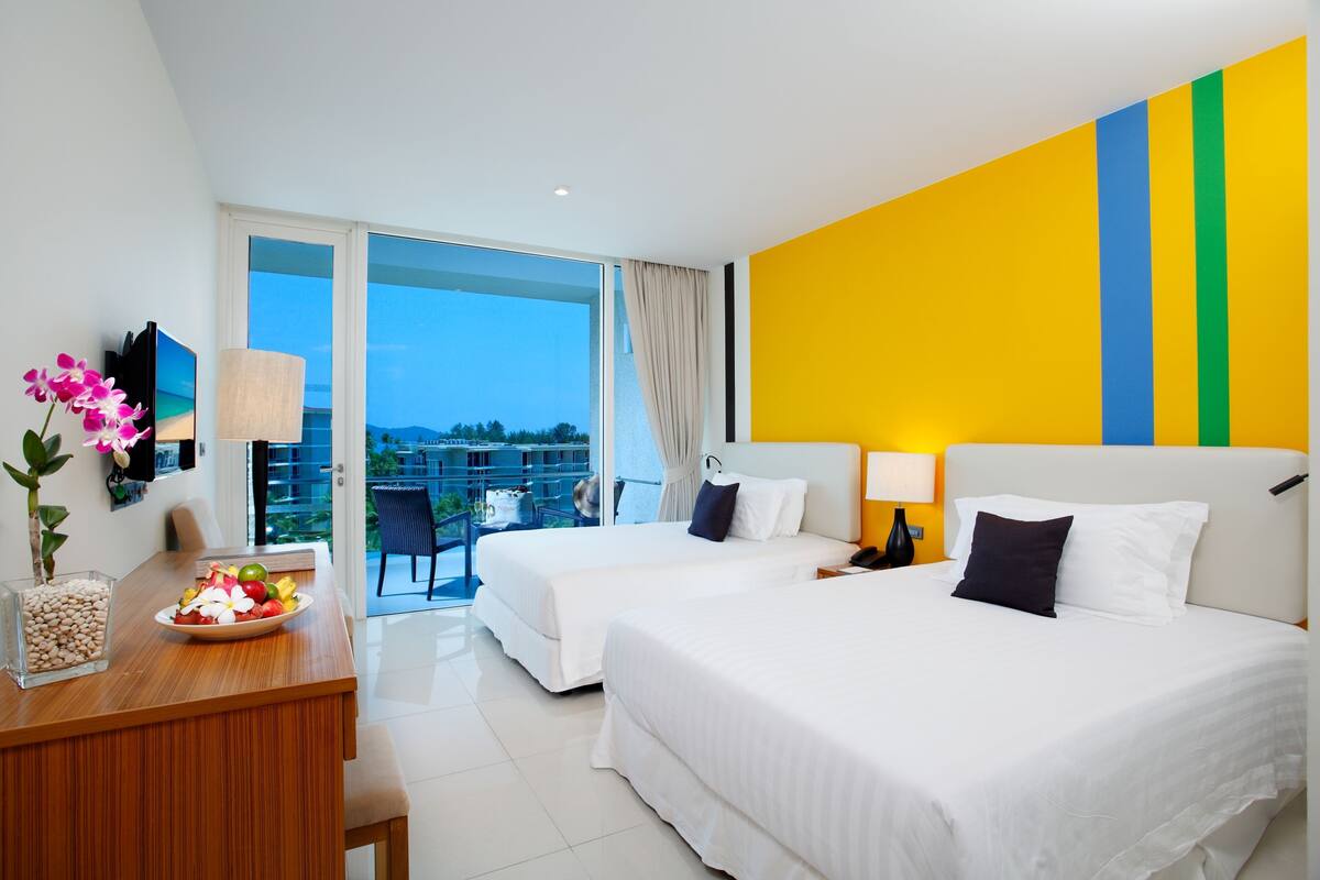 Deluxe Double Double with Balcony  | Minibar, in-room safe, individually decorated, individually furnished