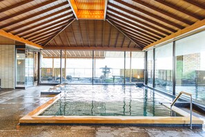 Bain à remous intérieur