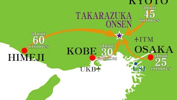 Un mapa que muestra los tiempos de viaje entre ciudades en Japón.