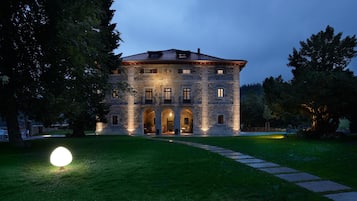 Front of property - evening/night