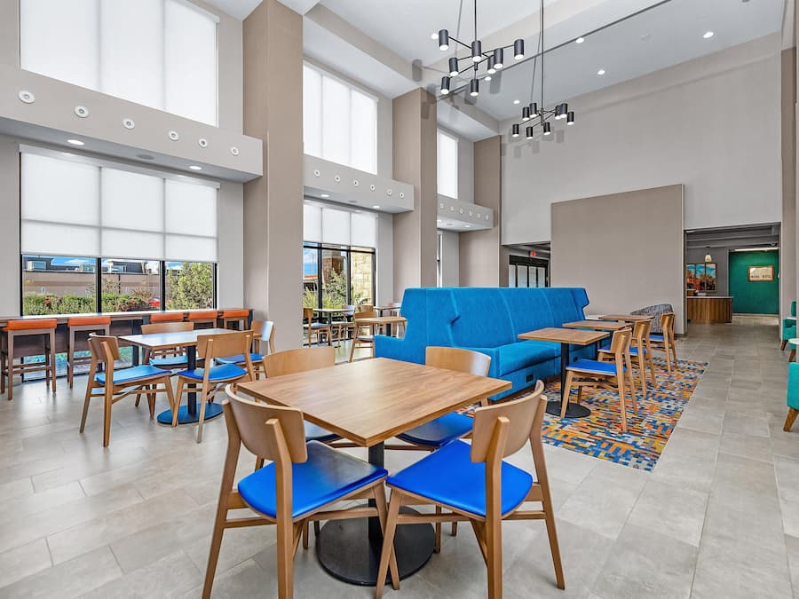 Petit déjeuner buffet compris tous les jours