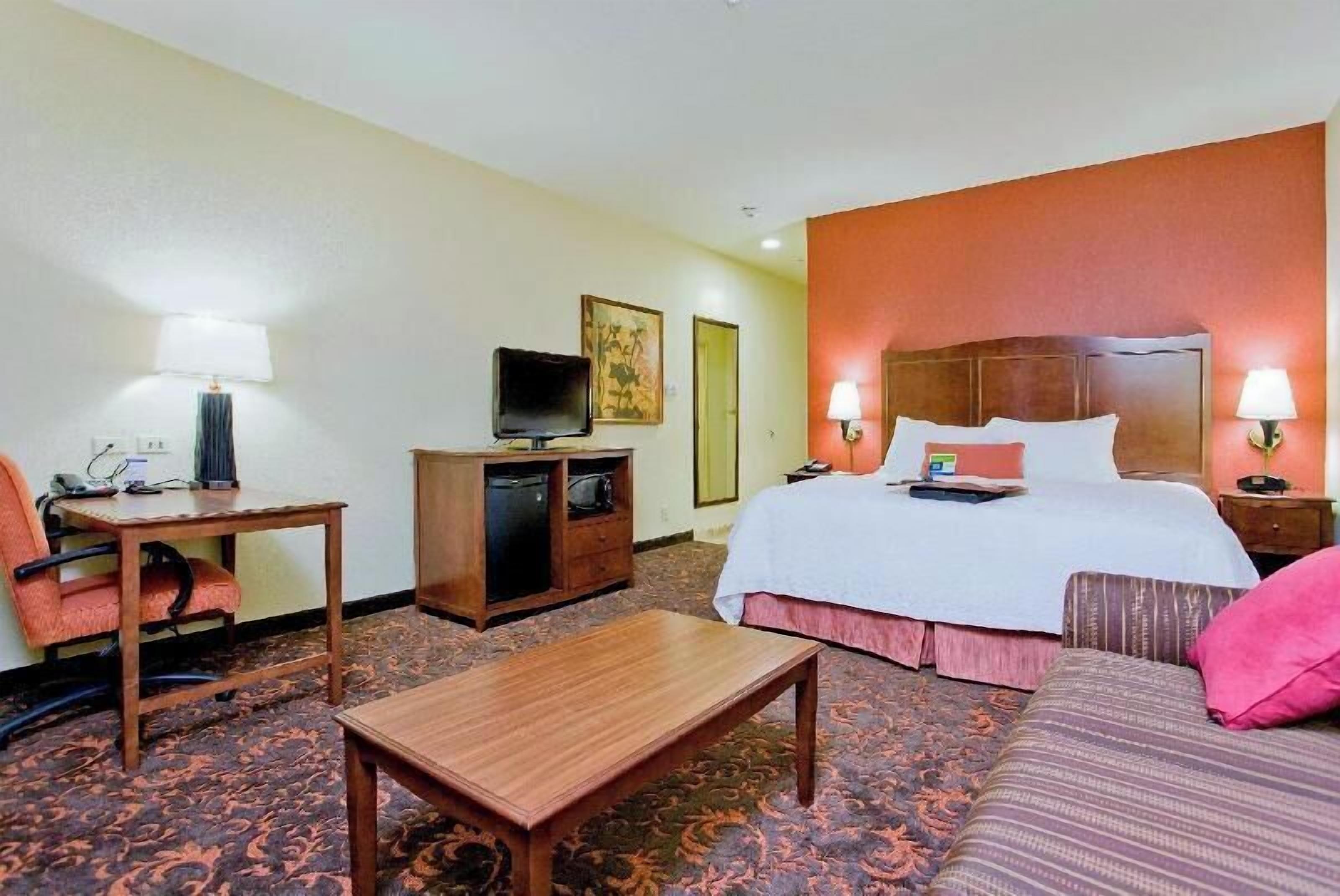 In-room safe, desk, laptop workspace, iron/ironing board