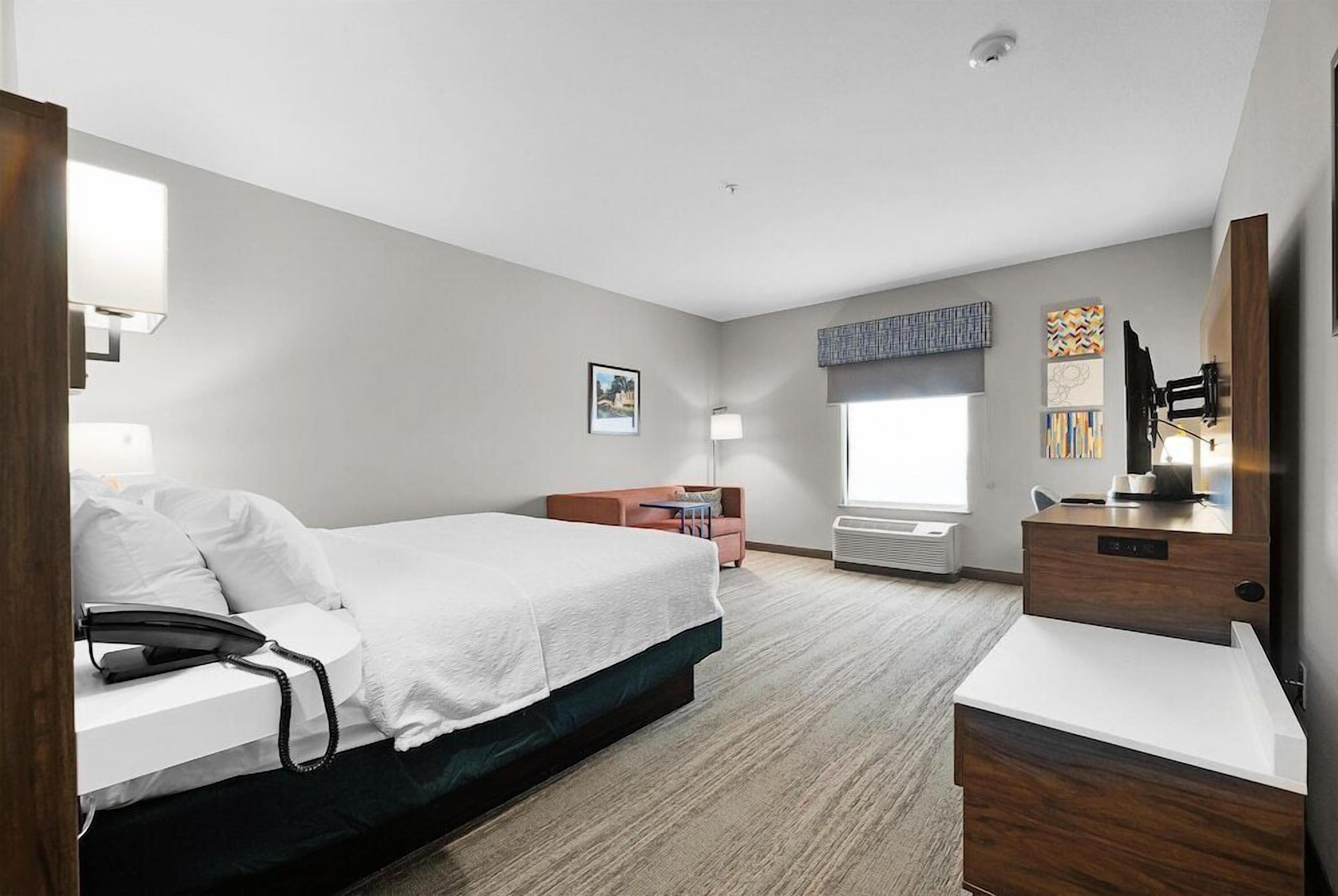 In-room safe, desk, laptop workspace, iron/ironing board