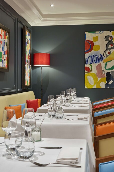 Majestic Hotel SPA Champs Elysees - Image 100