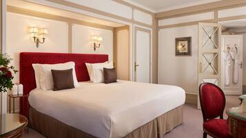 Superior Room | Premium bedding, pillowtop beds, in-room safe, desk