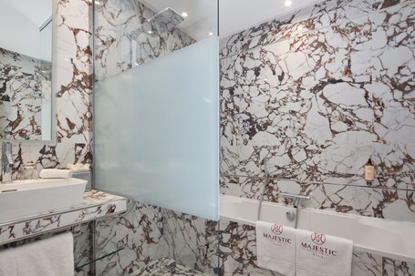 Majestic Hotel SPA Champs Elysees - Image 104