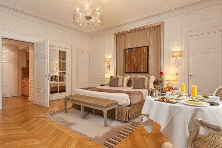 Majestic Hotel SPA Champs Elysees - Image 35