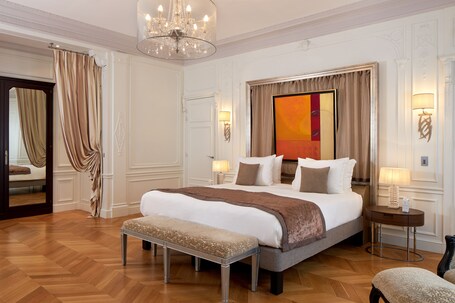 Majestic Hotel SPA Champs Elysees - Image 80