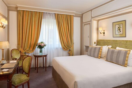 Majestic Hotel SPA Champs Elysees - Image 93
