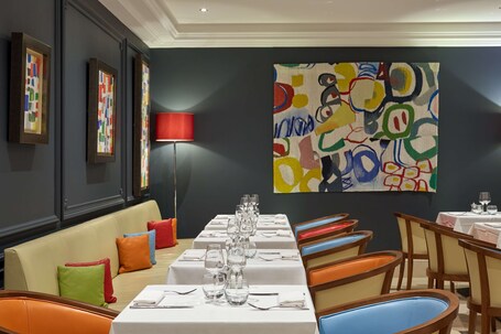 Majestic Hotel SPA Champs Elysees - Image 97