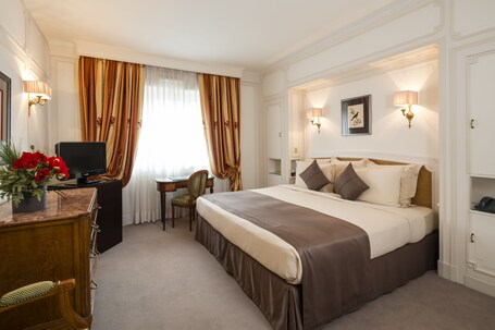Majestic Hotel SPA Champs Elysees - Image 124