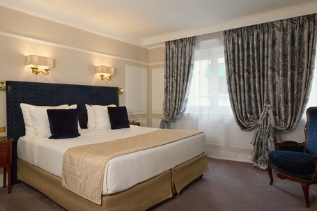 Majestic Hotel SPA Champs Elysees - Image 94