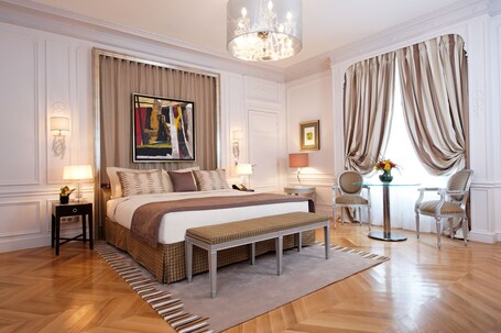 Majestic Hotel SPA Champs Elysees - Image 74