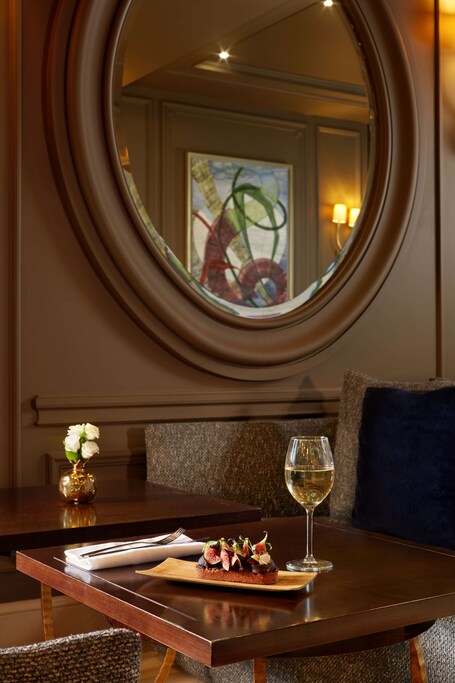 Majestic Hotel SPA Champs Elysees - Image 66