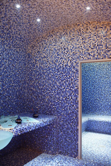 Majestic Hotel SPA Champs Elysees - Image 14
