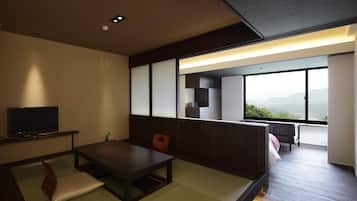 Zweibettzimmer, Nichtraucher, Bergblick (Japanese Western, Shower, West Wing) | Wohnbereich