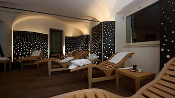 Sauna, steam room, body treatments, aromatherapy, hot stone massages