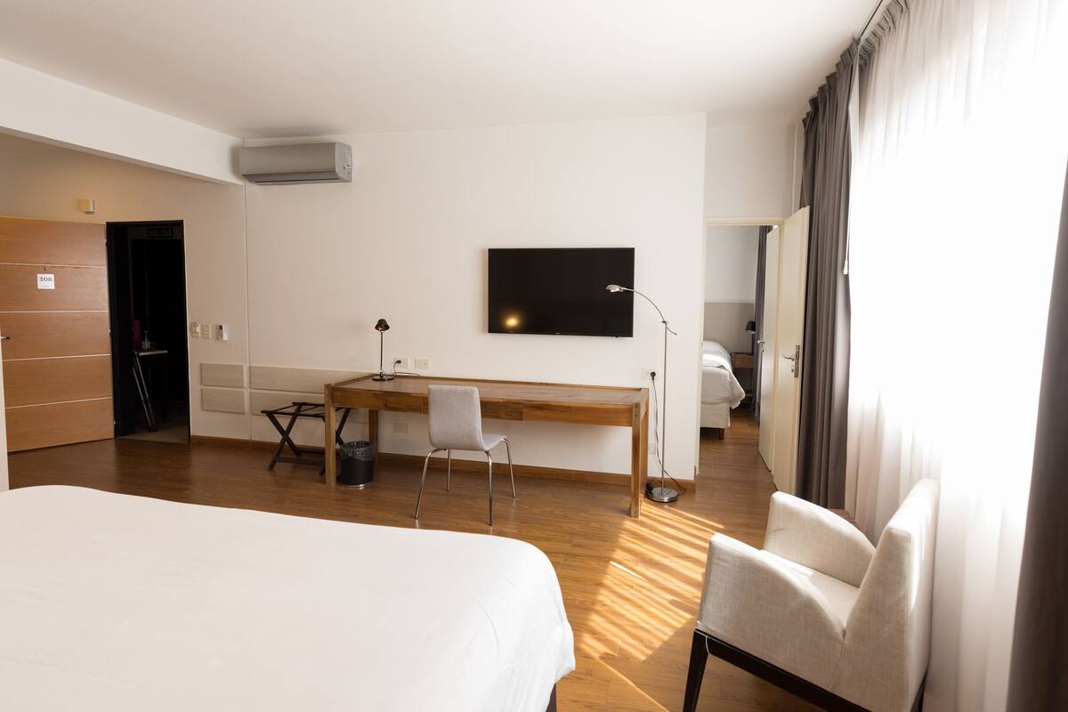 Executive Loft | Premium bedding, down comforters, pillowtop beds, minibar