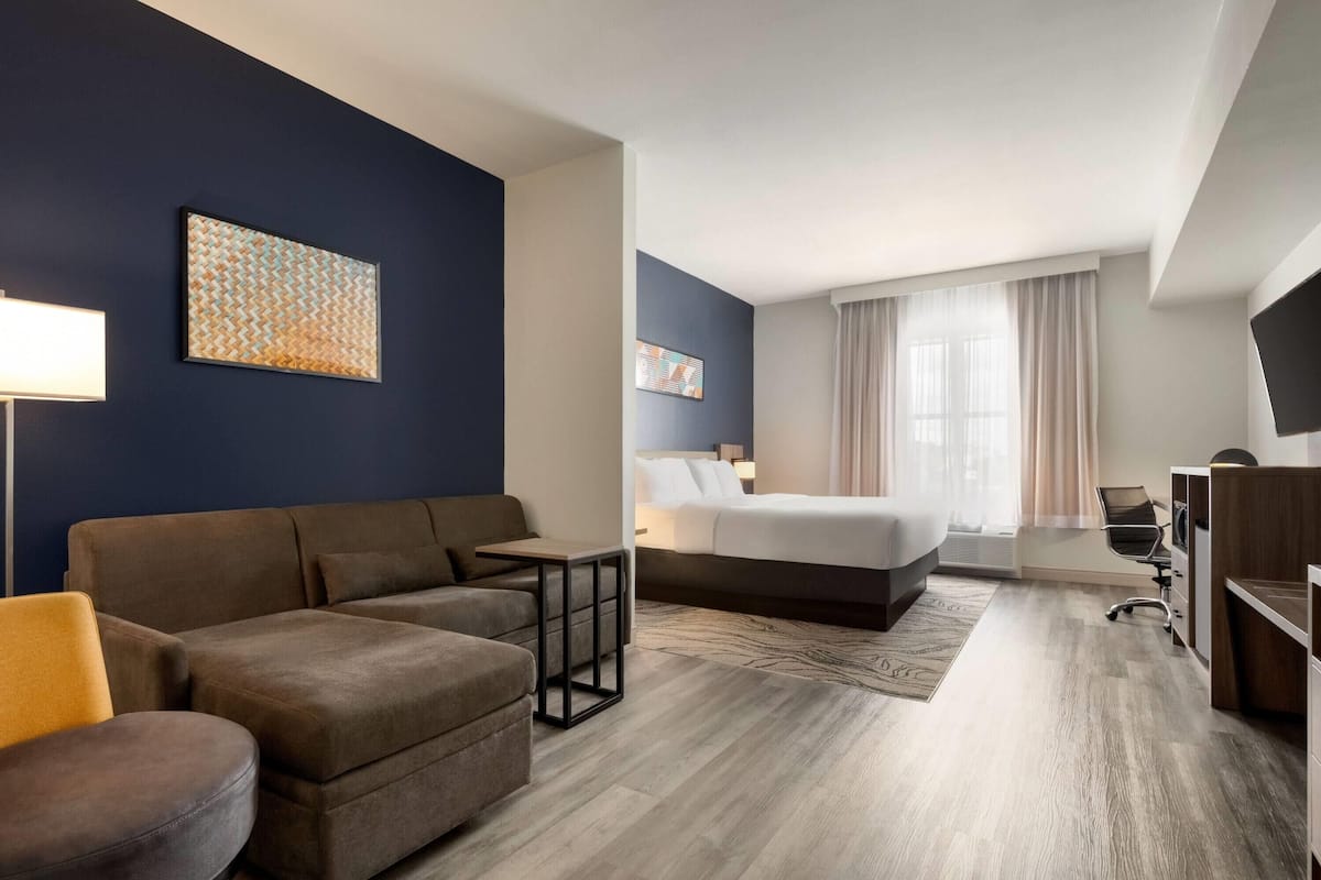 Chambre Deluxe, 1 trĂšs grand lit, non-fumeur