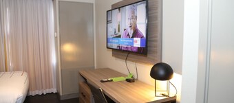 La Quinta Inn & Suites by Wyndham Montgomery