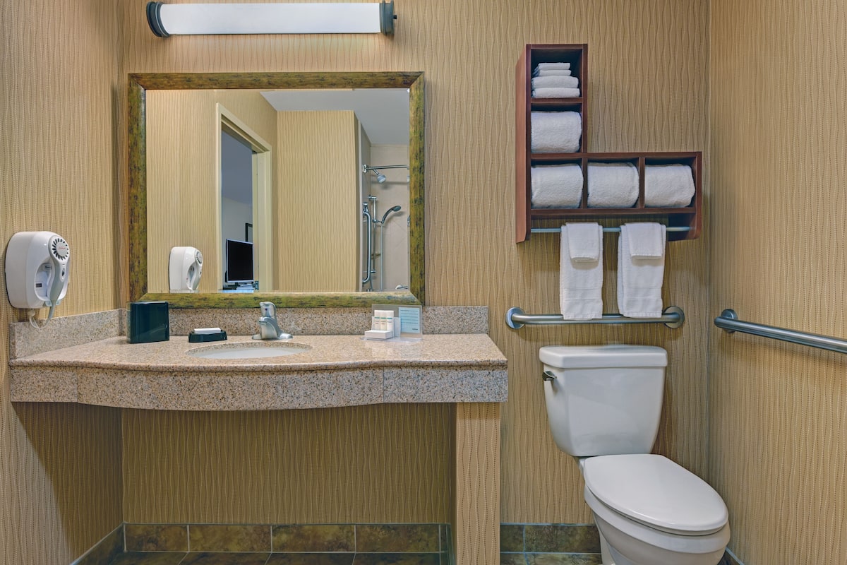 room, 2 queen beds, accessible, non smoking | bathroom | hair dryer, towels, soap, shampoo