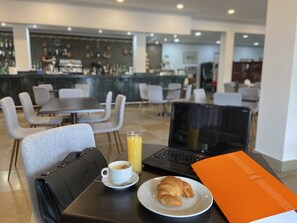 Coffee shop - Montera Plaza (Los Barrios)