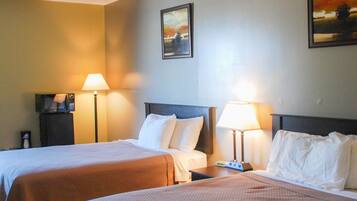 Standard Double Room | Desk, laptop workspace, iron/ironing board, free WiFi