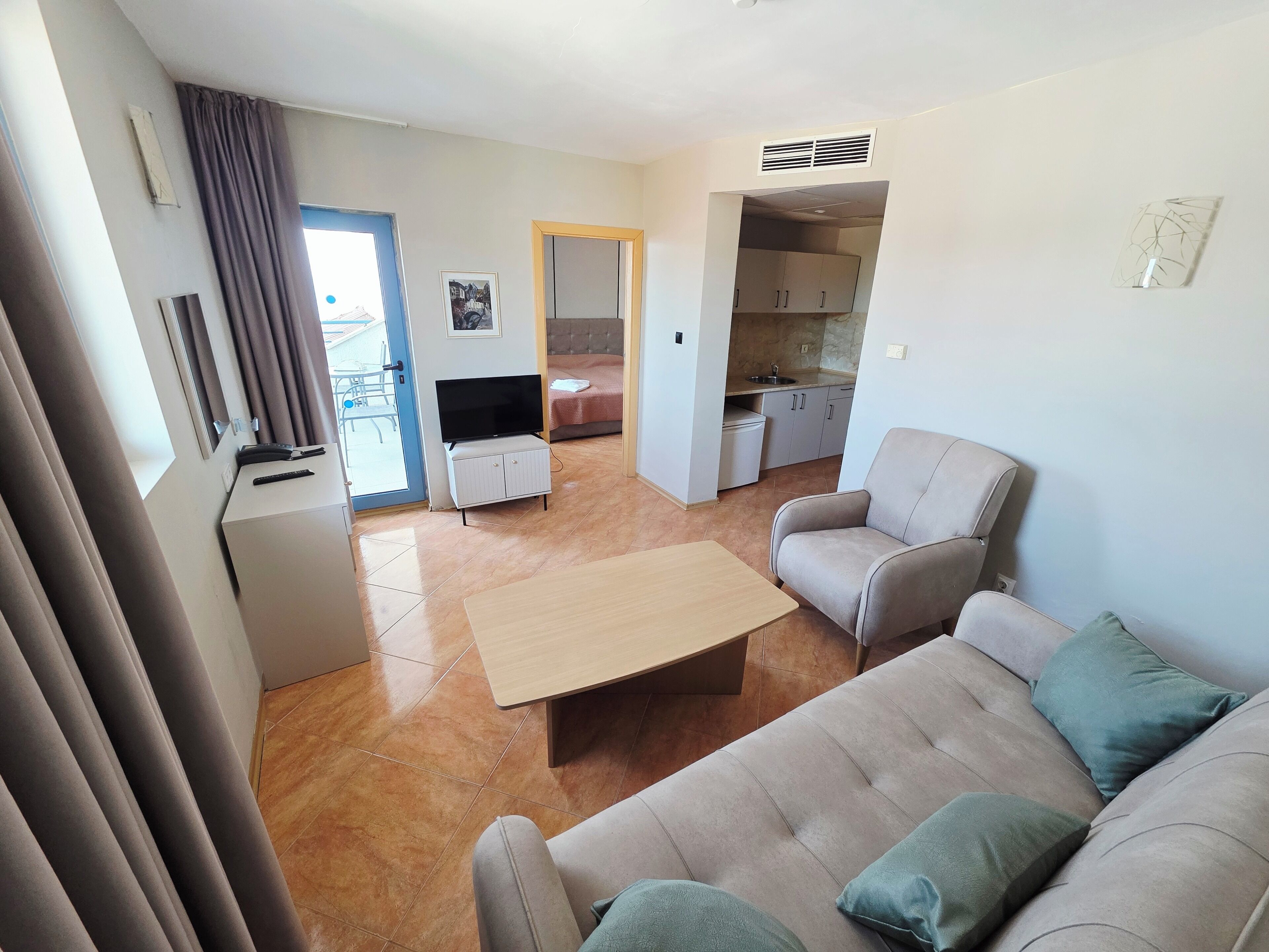 panoramic apartment | 1 bedroom, desk, iron/ironing board, free wifi