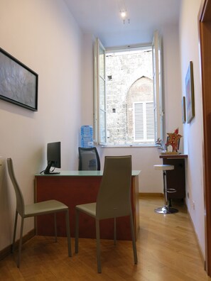 View from property - Piazza Paradiso Accomodation (Siena)