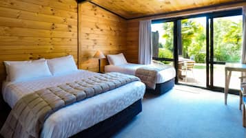 Standard Studio | Iron/ironing board, free WiFi, bed sheets