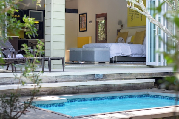 Boutique Yellowwood Sleeps 2 | 露台/庭院