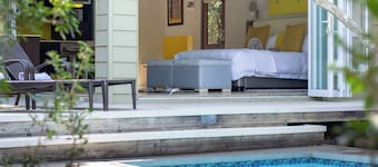 Bushwillow Collection