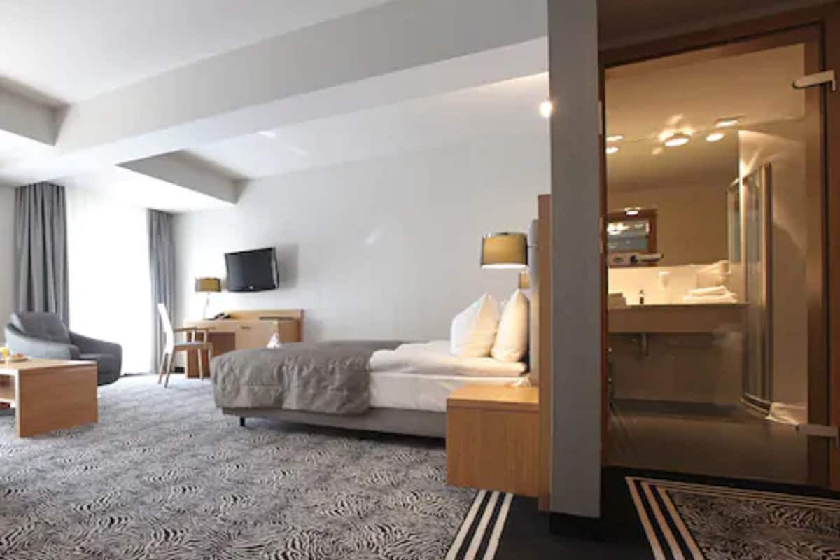 family lux, 4* part | in-room safe, desk, blackout curtains, iron/ironing board