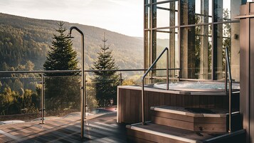 Bañera de hidromasaje exterior