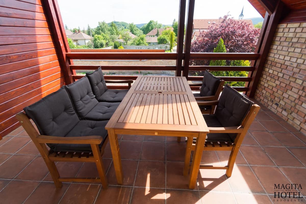 premium apartment, 2 bedrooms | balcony