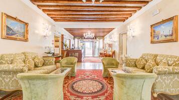 Salottino della hall